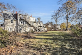 93 Alvarado Ave, Worcester, MA 01604