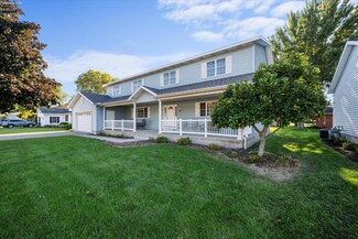 728 Grant St, Port Clinton, OH 43452
