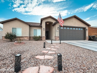 1532 N Porter Ln, Thatcher, AZ 85552