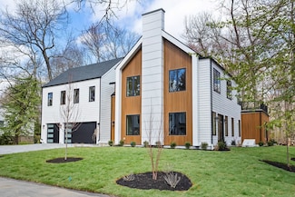 40 Sherburne Rd, Lexington, MA 02421