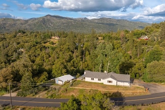 5664 Clouds Rest, Mariposa, CA 95338