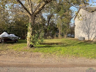 803 W Walnut St, Longview, TX 75601
