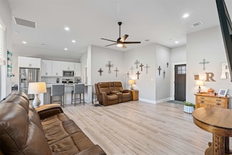 2500 Creek Dr, Granbury, TX 76048