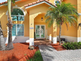 15401 SW 47th St, Miami, FL 33185
