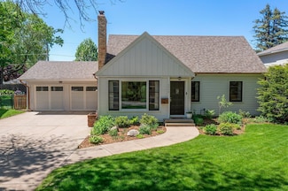 5712 York Ave S, Edina, MN 55410