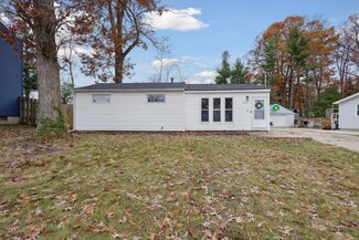 4615 Westgate Ave NW, Comstock Park, MI 49321