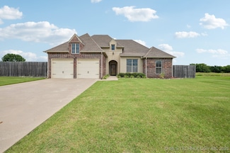 604 Club House Dr, Muskogee, OK 74403