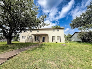 205 Stardust Ln, Desoto, TX 75115