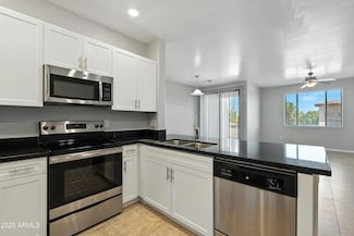 3330 S Gilbert Rd Unit 2062, Chandler, AZ 85286