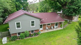 5247 Moose Rd, Wyoming, NY 14591
