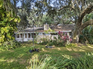 15222 Lost Lake Ln, Lithia, FL 33547