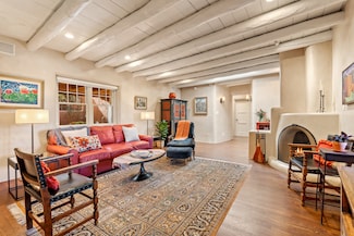 627 Garcia St, Santa Fe, NM 87505