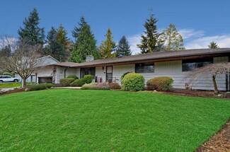 7902 E Glen Dr, Everett, WA 98203