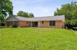 5313 Wonder Dr, Fort Worth, TX 76133