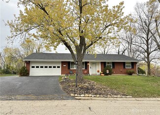 6203 Pine Cone Dr, Dayton, OH 45449