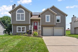 14501 Bristol Ave, Grandview, MO 64030