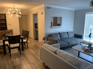 6402 Del Monte Dr Unit 121, Houston, TX 77057