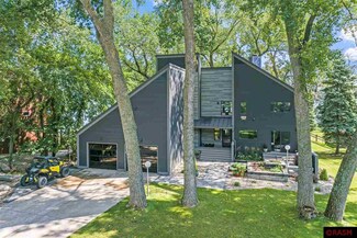 60 Southwood Dr, Fairmont, MN 56031