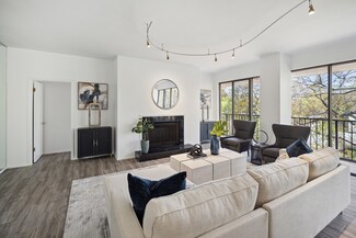 9333 Memorial Dr Unit 409, Houston, TX 77024
