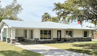 5731 Oakview Ln, Punta Gorda, FL 33950