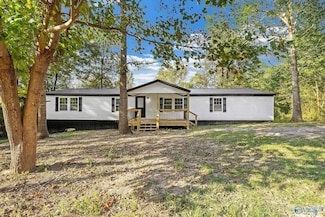 200 Parkwood Ln, Arab, AL 35016