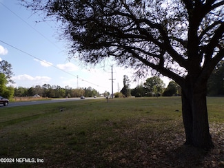 20208 N Us Hwy 301, Lawtey, FL 32058