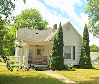 406 S Gray St, Sidell, IL 61876
