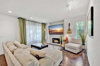 177 N Singingwood St Unit 22, Orange, CA 92869