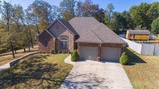 120 Rosebud, Forsyth, MO 65653