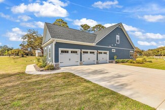 529 Oak Lawn Rd, Georgetown, SC 29440