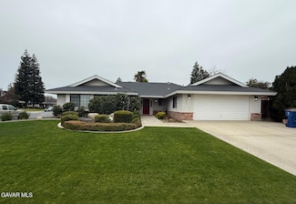 2825 Kootenay Ct, Bakersfield, CA 93309