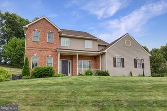594 Wolfe Ln, Mohnton, PA 19540