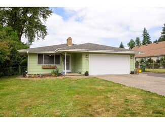 1226 Tyler Ave, Cottage Grove, OR 97424