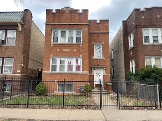 6425 N Oakley Ave, Chicago, IL 60645
