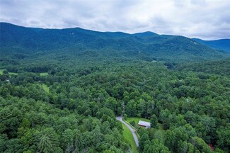 000 River Falls Rd, Marietta, SC 29661
