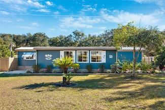 8433 S Cove Point, Floral City, FL 34436