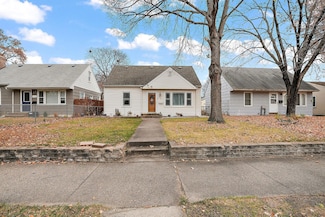 4934 Oliver Ave N, Minneapolis, MN 55430