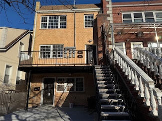 62-31 99th St Unit B, Rego Park, NY 11374