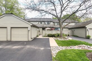 241 Timber Ridge Ln, Lake Barrington, IL 60010