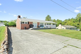 55 Highview Terrace, Rocky Mount, VA 24151