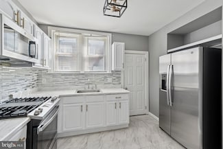 922 Granite St, Philadelphia, PA 19124