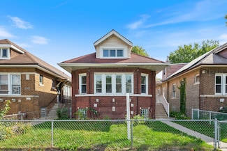 8429 S Dante Ave, Chicago, IL 60619