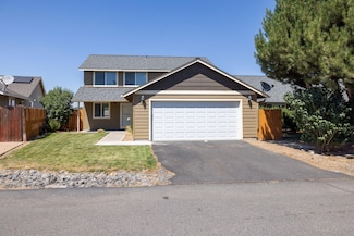 516 SE Ponderosa Dr, Madras, OR 97741