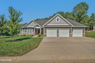 914 N Fountain St, Carterville, MO 64835