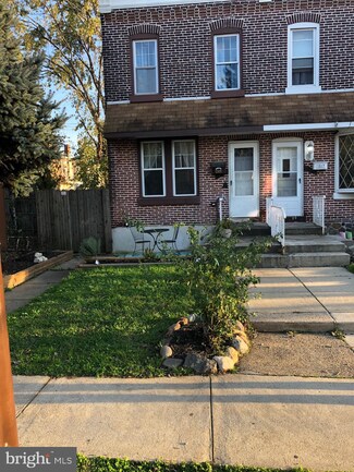 1319 E 9th St, Crum Lynne, PA 19022