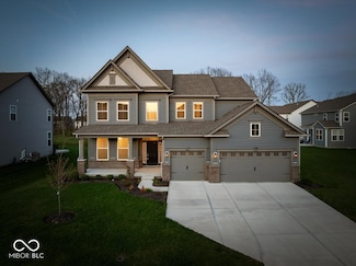 10423 Hamburg Dr, Fortville, IN 46040