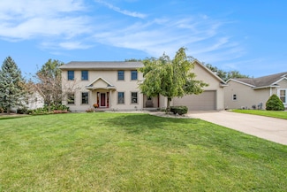 904 Wallin Dr, Jenison, MI 49428