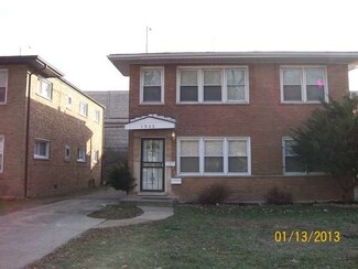 1905 171st St, Hazel Crest, IL 60429