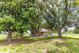 36930 Betka Rd, Hempstead, TX 77445