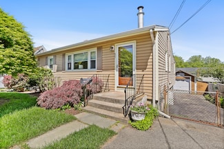 309 Marlborough Terrace, Fairfield, CT 06825